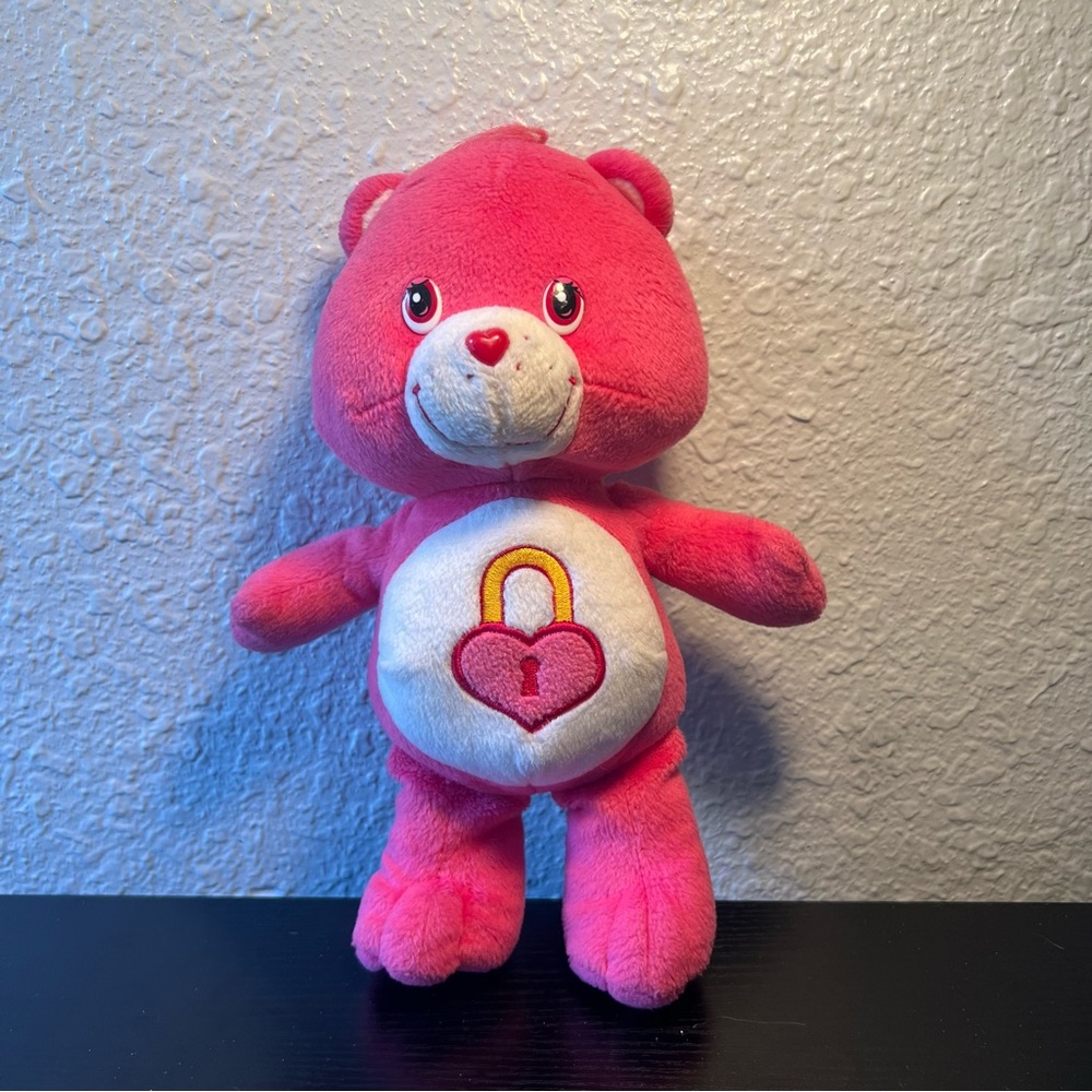 VTG Care‎ Bear Secret Bear Plush 2004 11” Y2K Pink Locked Heart Not Talking